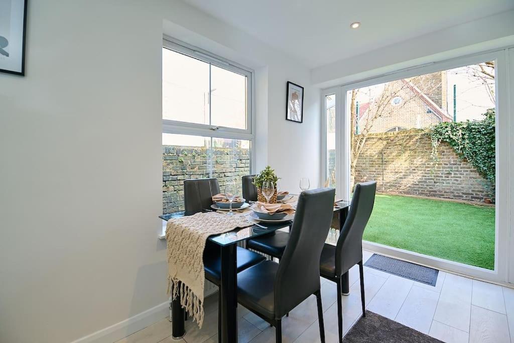 Fabulous 3 Bed Nw London Apartment With Private Garden Zewnętrze zdjęcie