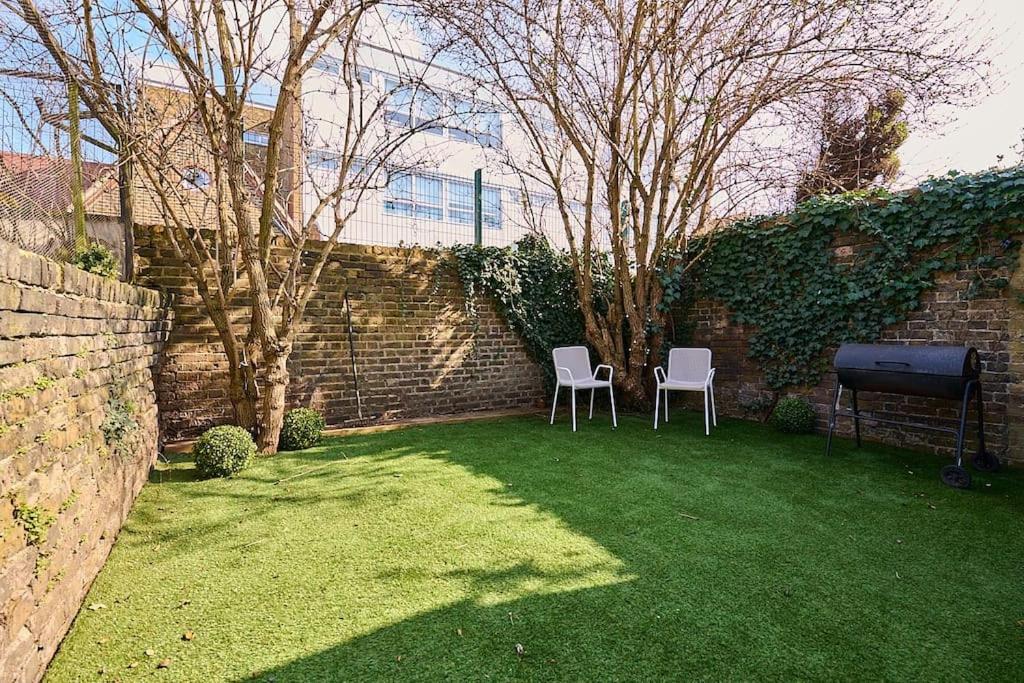 Fabulous 3 Bed Nw London Apartment With Private Garden Zewnętrze zdjęcie