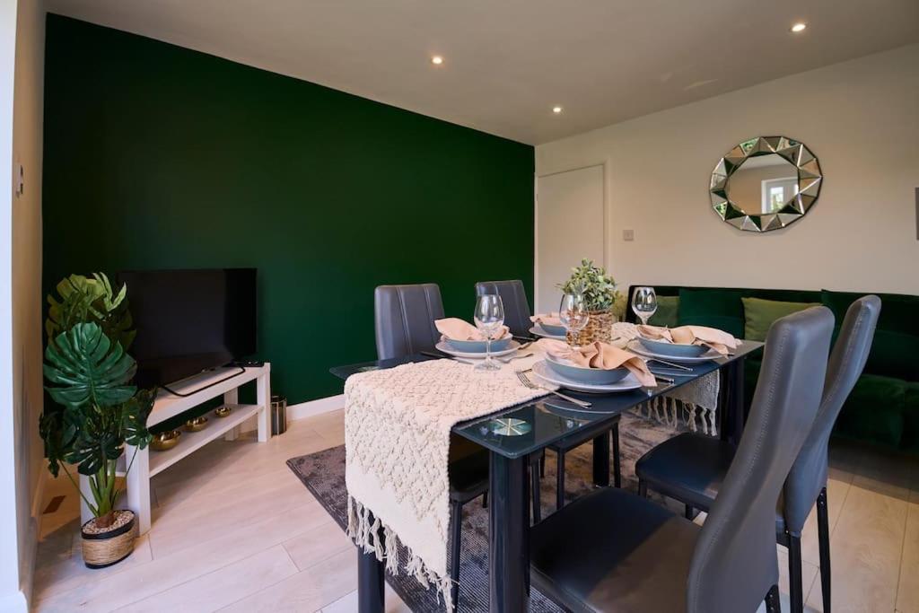 Fabulous 3 Bed Nw London Apartment With Private Garden Zewnętrze zdjęcie