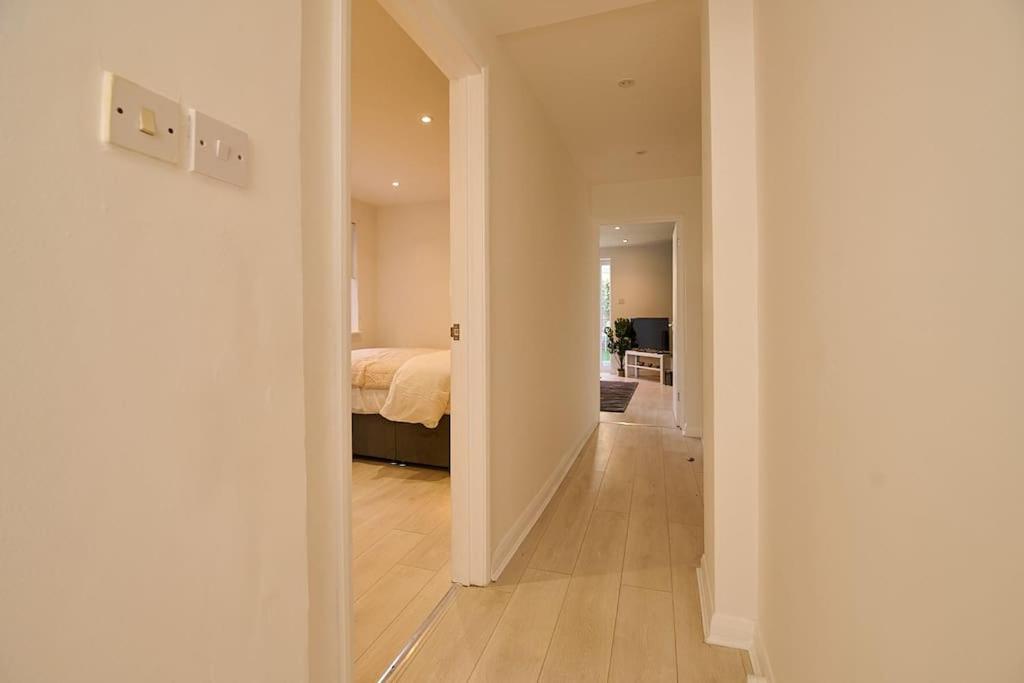 Fabulous 3 Bed Nw London Apartment With Private Garden Zewnętrze zdjęcie