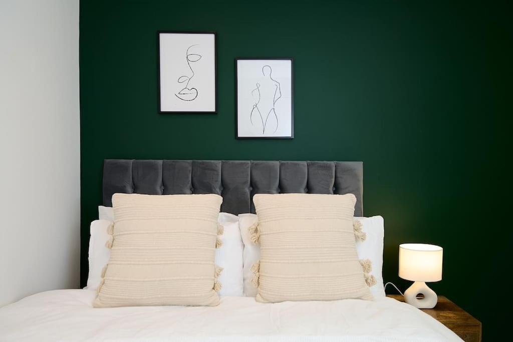 Fabulous 3 Bed Nw London Apartment With Private Garden Zewnętrze zdjęcie