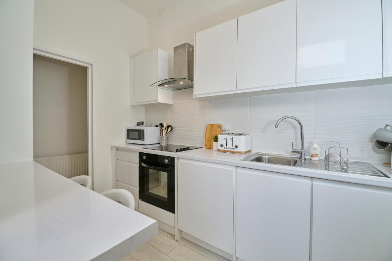 Fabulous 3 Bed Nw London Apartment With Private Garden Zewnętrze zdjęcie